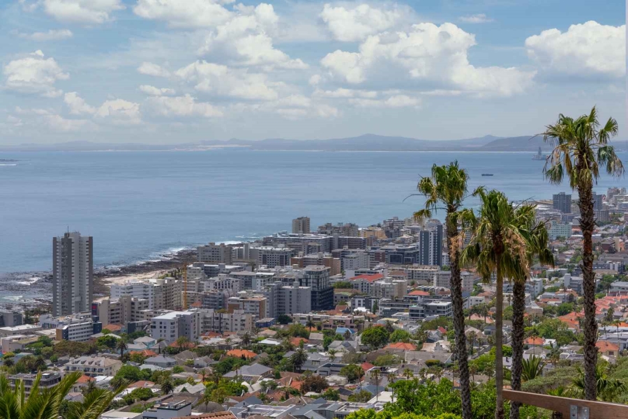 4 Bedroom Property for Sale in Fresnaye Western Cape